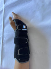 Load image into Gallery viewer, Hand wraps for sports use
